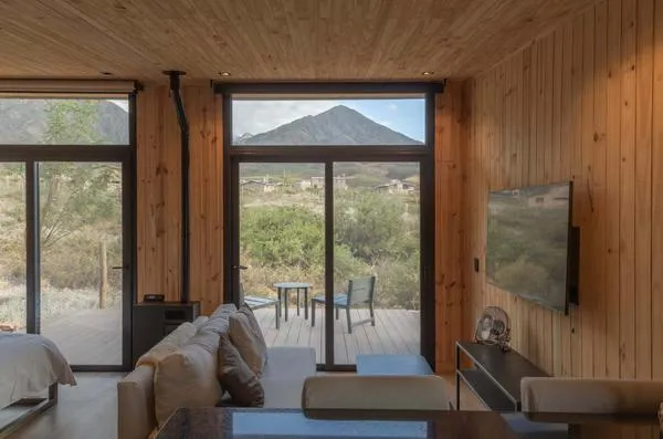 Serene 1BR Escape in Nature with Andes Views