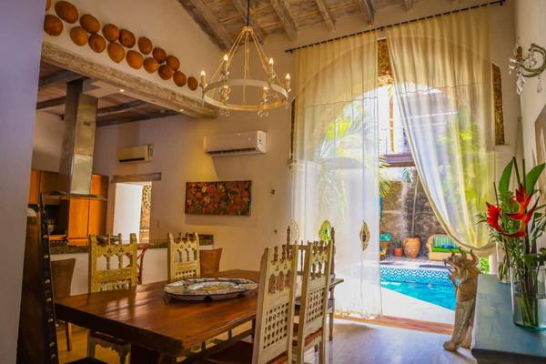 Magnificent 6BR House w/ AC in Cartagena