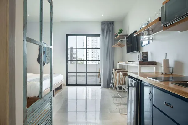 Bright  Loft w/ Balcony in Bocagrande