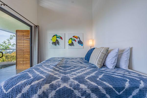 Chic 2BR Villa in Jungle Retreat Near Uvita & Dominical