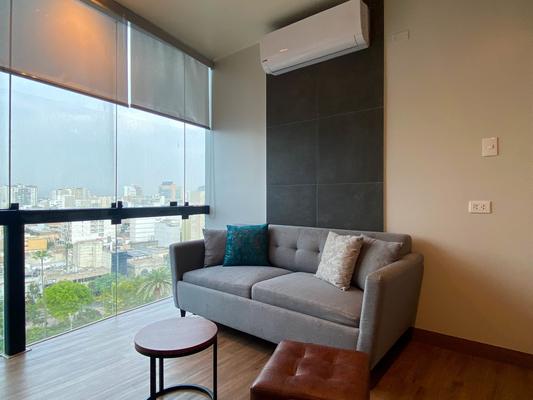 Inviting 2BR w/ Jacuzzi in Miraflores