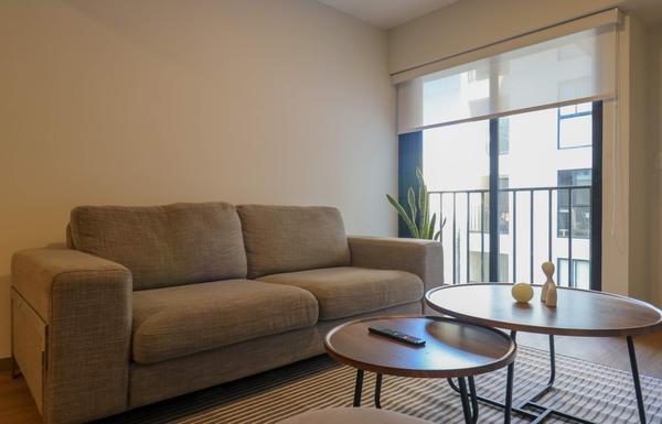 Trendy & Cozy 2BR w/ Balcony in Miraflores
