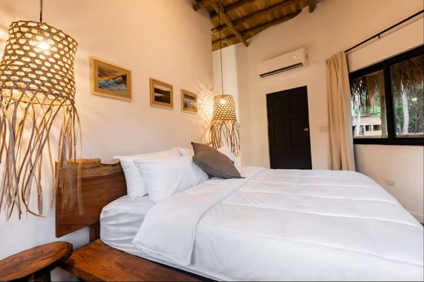 Charming 1BR Bungalow with Green Views