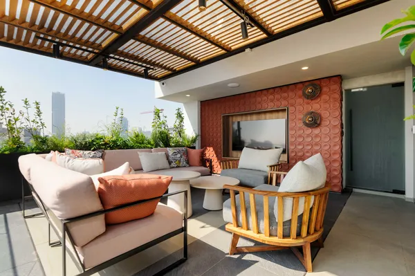 Lovely 1BR w/ Private Balcony in Tabacalera