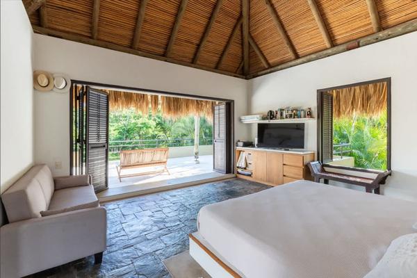 Lovely 4BR Villa at Mesa de Yeguas