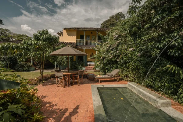 Nature Escape 10BR w/ Pool in Antioquia