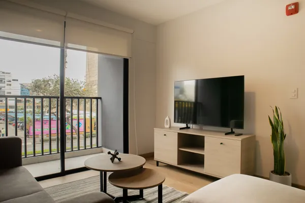 Engaging 1BR w/ Perfect Balcony in Miraflores