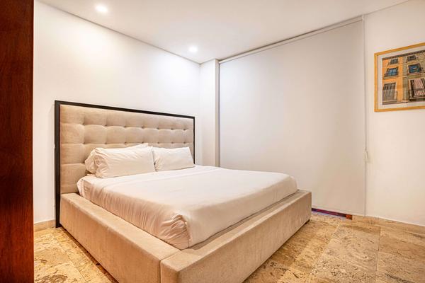 Luxury 2BR w/ AC in Ciudad Amurallada