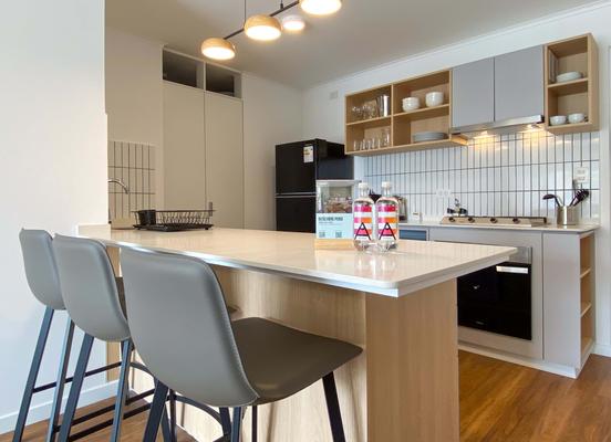 Upscale 2BR w/ Balcony & View in Miraflores