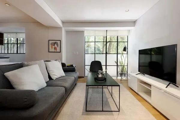 Engaging 2BR Retreat in Trendy Roma Norte