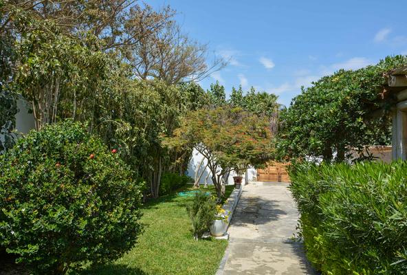 Modern 5BR with Private Pool in Paracas