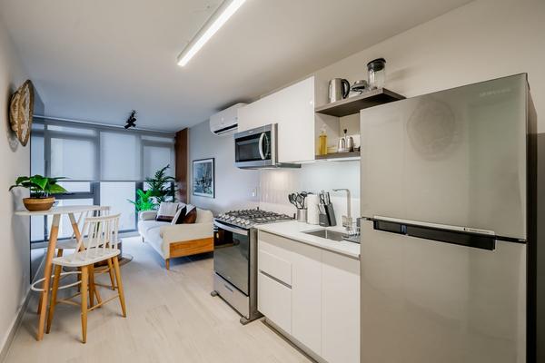 Brilliant 1BR w/ Fabulous Deco in Casco View