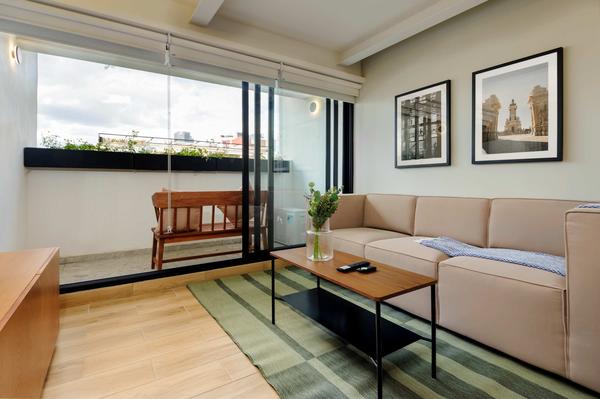 Conducive Loft w/ Balcony in Colima