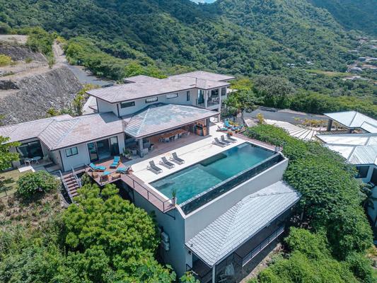 Breathtaking 9BR Villa in Costa Rica