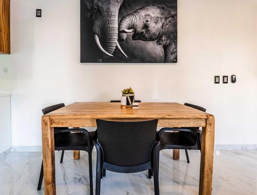 Sunny 2BR Hideaway in Playacar