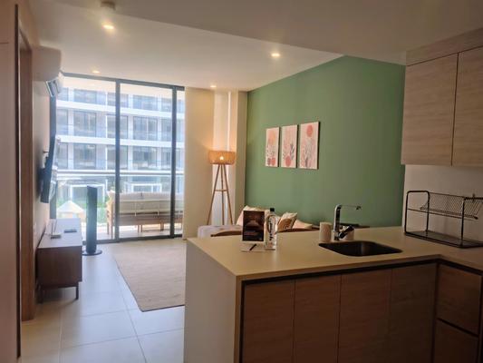 Minimalist 1BR w/ Amazing View in Morros Eos
