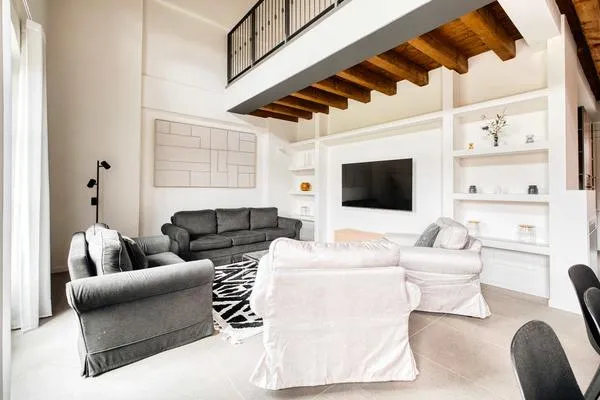 Luxury 5BR Retreat near Navigli
