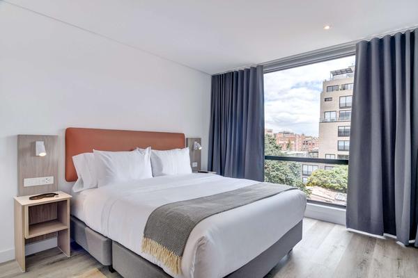 Remarkable 1BR Balcony in Santa Barbara