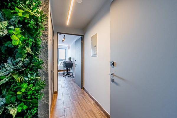 Sophisticated 1BR w/ Great Deco in Centriqo