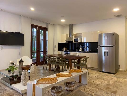Luxury 2BR w/ AC in Ciudad Amurallada