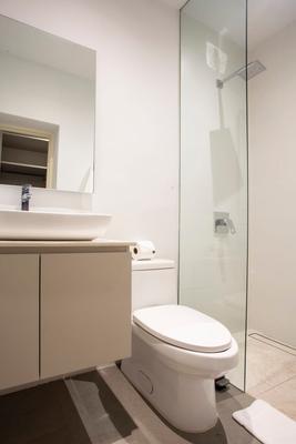 Majestic 1BR w/ Rooftop Pool In Casco Antiguo