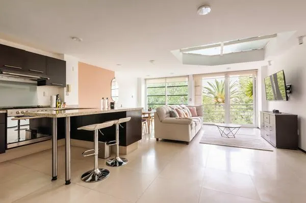 Compelling 2BR Duplex w/ Balcony in Condesa