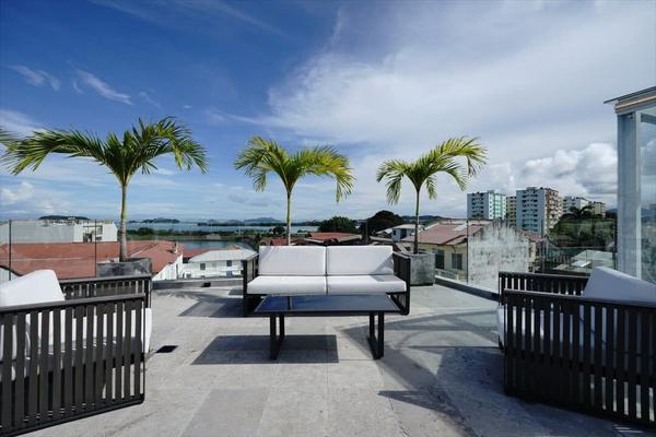 Charming 1BR w/ Rooftop Pool