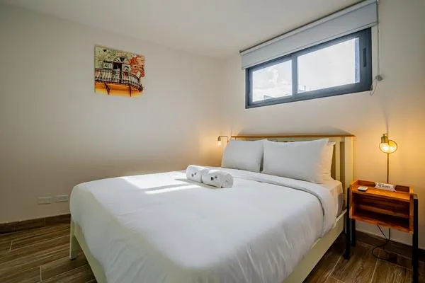 Brilliant 1BR in Casco View