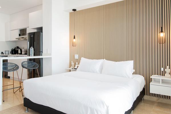 Lovely Loft with Beachfront Balcony in Crespo