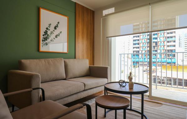 Curated Urban 2BR w/ Balcony in Miraflores