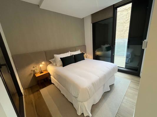 Chic Urban 3BR w/ Sunny Terrace in Chueca