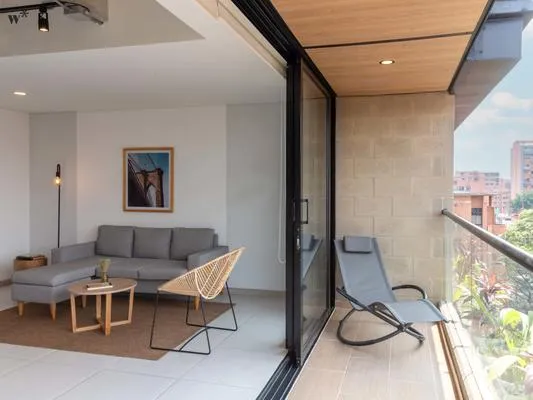 Amazing 3BR w/ AC and balcony  in Laureles