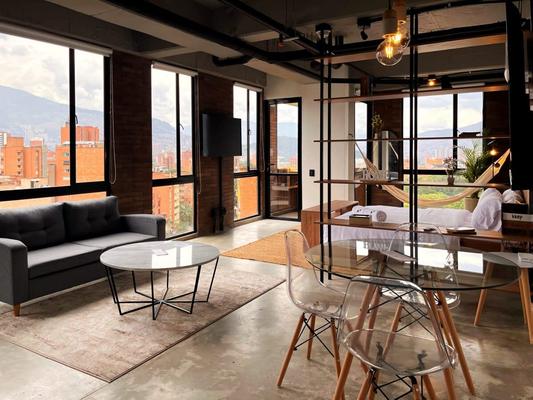 Splendid Loft w/ AC in Trendy Laureles Neighborhood