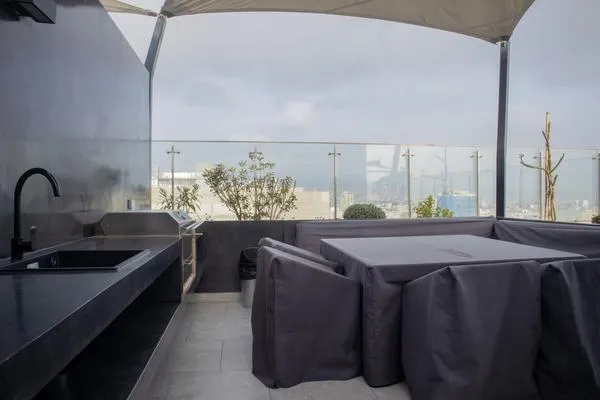 Fresh & Modern 1BR w/ Balcony in Miraflores