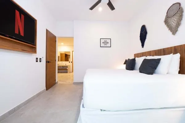 Sunny 2BR Hideaway in Playacar
