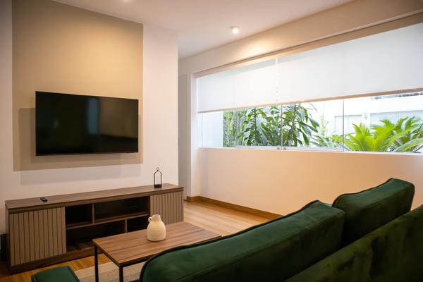 Striking 1BR near Malecon in Miraflores