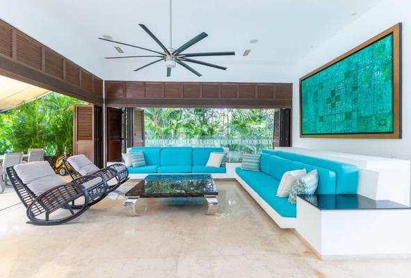 Attractive 6BR Villa w/ Pool at Mesa de Yeguas