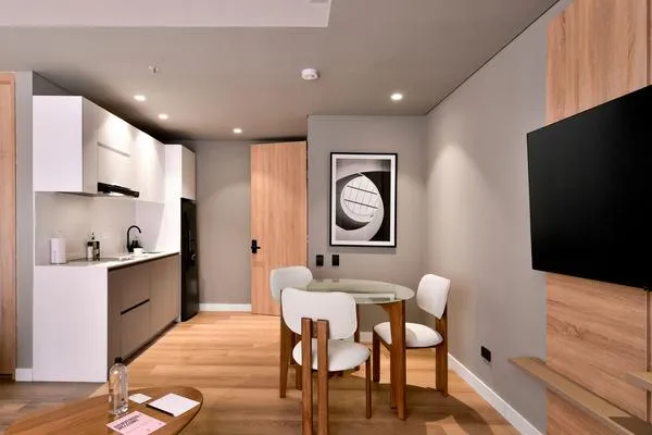 Dazzling 2BR with Fantastic Deco in Unicentro