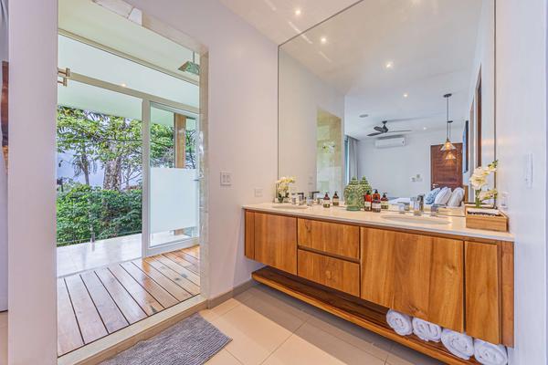 Luxury 3BR Rainforest Villa w/ Oceanview Pool