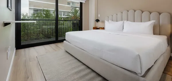 Intimate 2BR w/ Balcony in Condesa