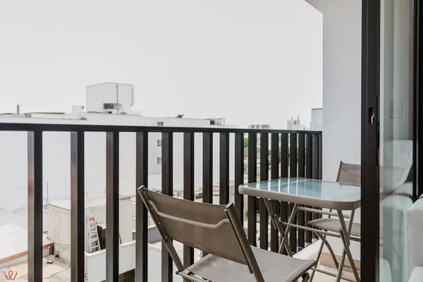 Enchanting 2BR w/ Balcony in Magdalena del Mar