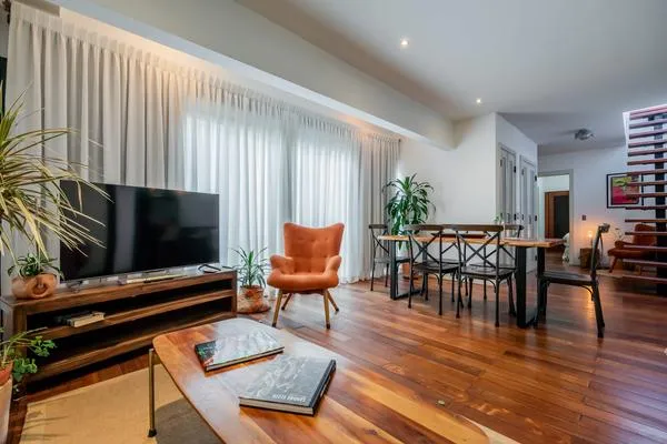 Refined 2BR in Casco Viejo