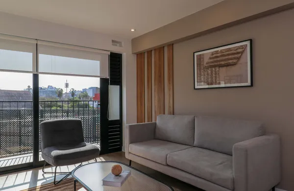 Charming 2BR w/ Balcony in Miraflores