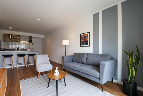 Chic & Inviting 2BR w/ Balcony in Miraflores