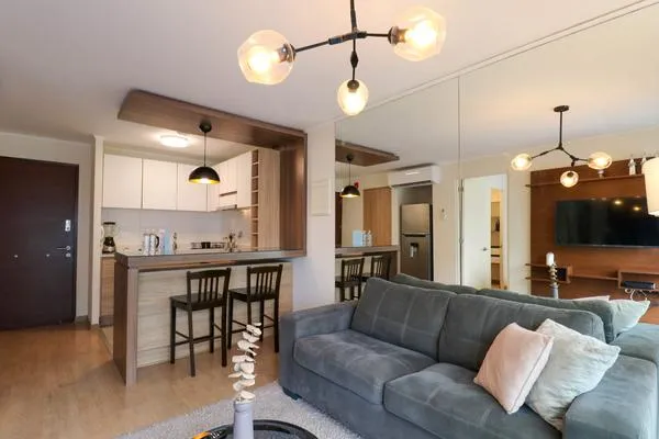 Thrilling 1BR with Balcony in Barranco
