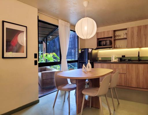 Attractive 2BR w/ Balcony in Poblado