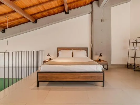 Contemporary Duplex w/ AC in Laureles