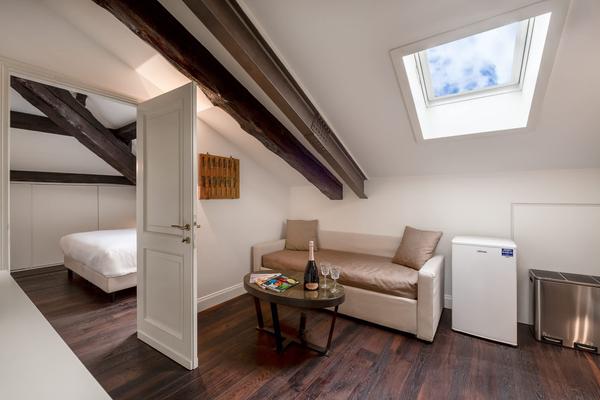 Beautiful 4BR House in Milan