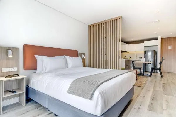 Warm Loft w/ Balcony in Santa Barbara