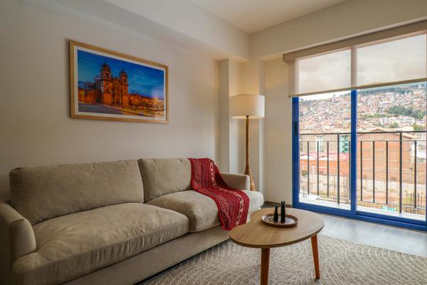 Stunning 1BR w/ Great Balcony in Cusco